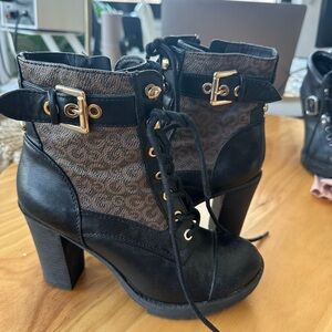 GBG Los Angeles heel boots size 6
